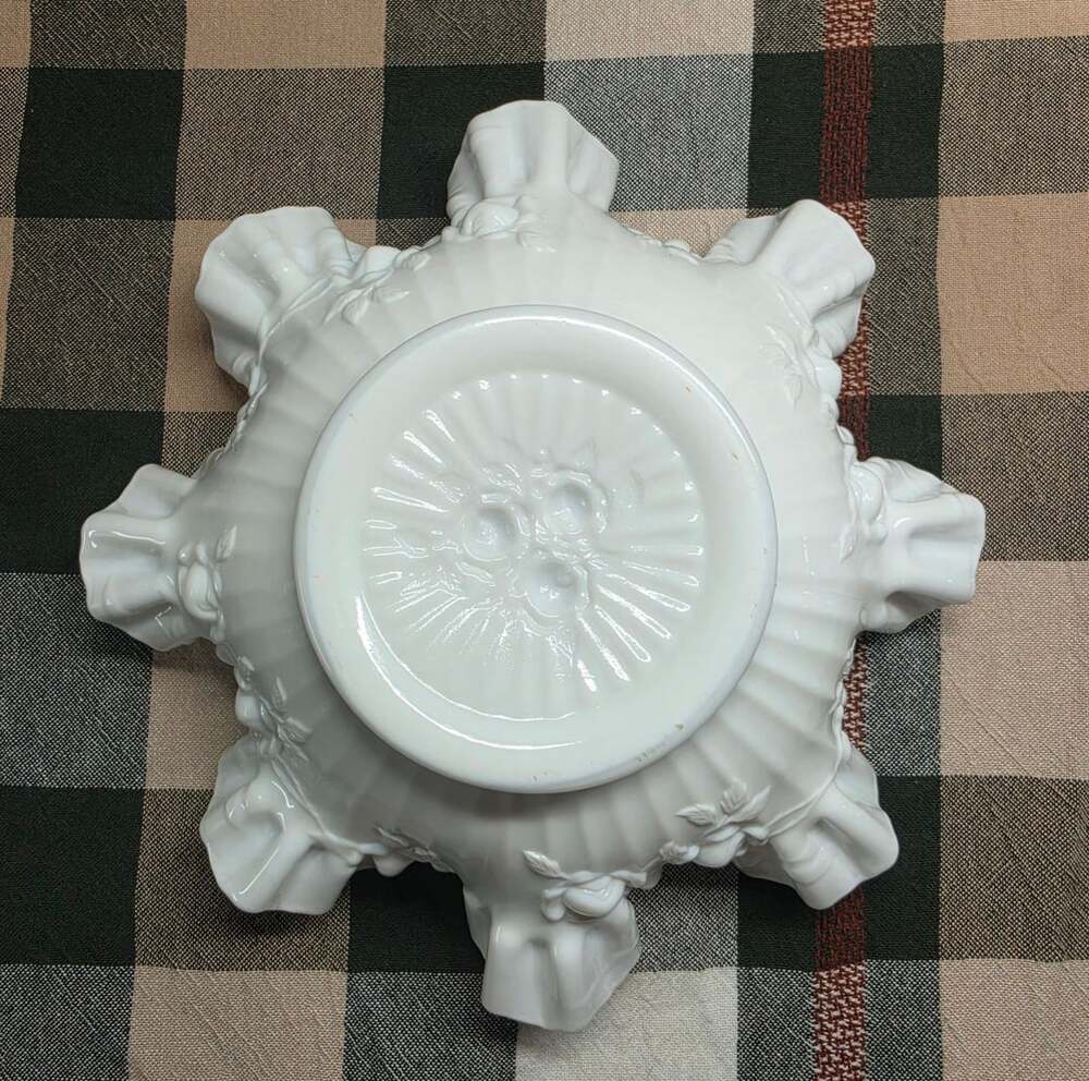 Fenton Milk Glass Ruffled Bowl White Vintage